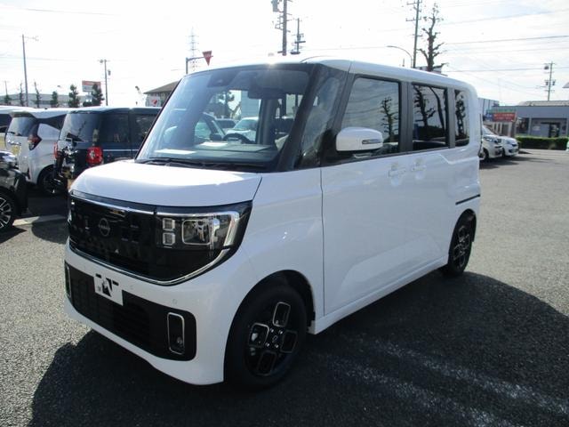 Nissan ROOX 2026 — фото автомобиля 1