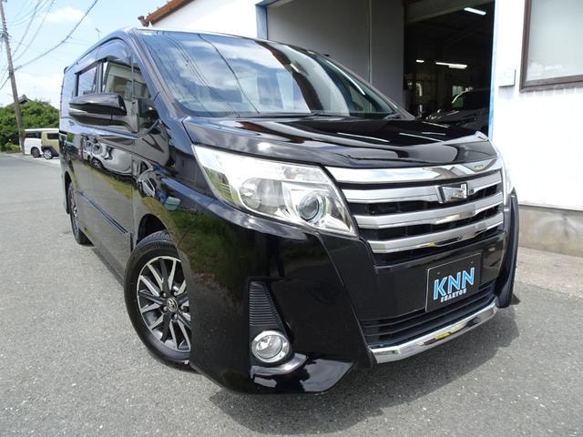 Toyota NOAH 2015 — фото автомобиля 1