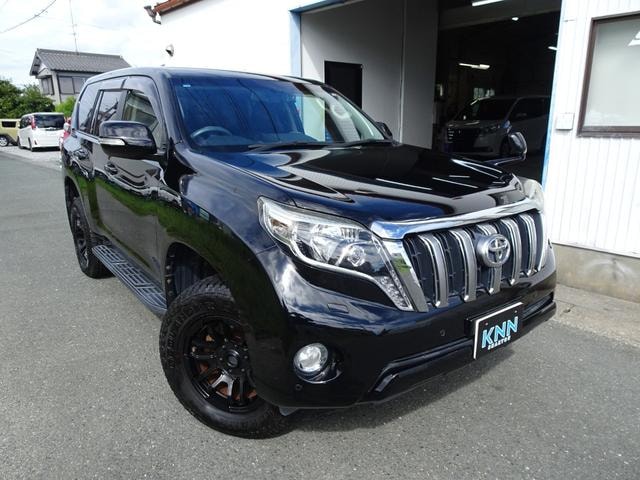 Toyota LAND CRUISER PRADO 2014 — фото автомобиля 1