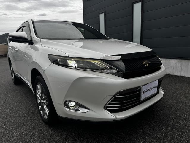 Toyota HARRIER 2015 — фото автомобиля 1