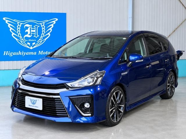 Toyota PRIUS ALPHA 2015 — фото автомобиля 1