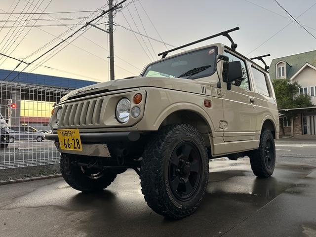 Suzuki JIMNY 1998 — фото автомобиля 1