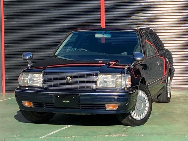 Toyota CROWN 1998 — фото автомобиля 1