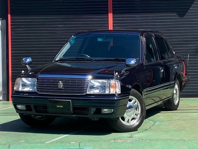 Toyota CROWN SEDAN 2002 — фото автомобиля