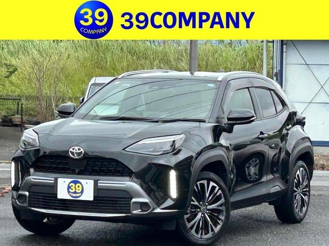 Toyota YARIS CROSS 2023 — фото автомобиля