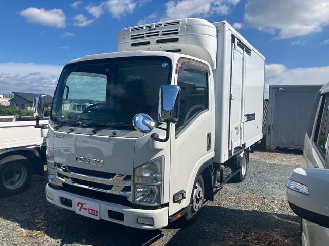 Isuzu ELF TRUCK 2016 — фото автомобиля 1