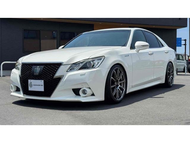 Toyota CROWN HYBRID 2015 — фото автомобиля 1
