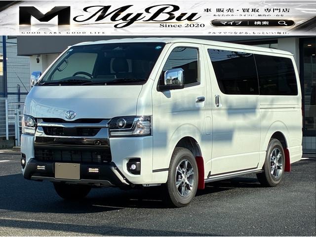 Toyota HIACE VAN 2026 — фото автомобиля 1