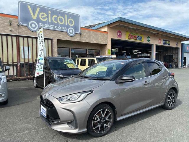 Toyota YARIS 2021 — фото автомобиля