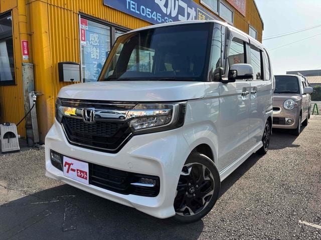 Honda N-BOX CUSTOM 2018 — фото автомобиля 1