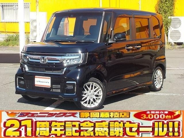 Honda N-BOX CUSTOM 2022 — фото автомобиля 1