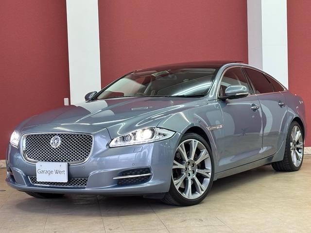 Jaguar XJ 2014 — фото автомобиля 1