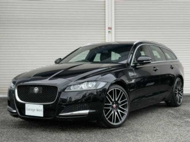 Jaguar XF SPORTBRAKE 2018 — фото автомобиля