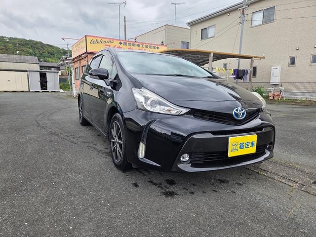 Toyota PRIUS ALPHA 2015 — фото автомобиля 1