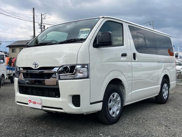 Toyota HIACE VAN 2026 — фото автомобиля 1