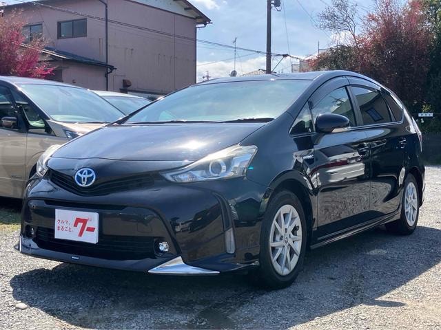 Toyota PRIUS ALPHA 2015 — фото автомобиля