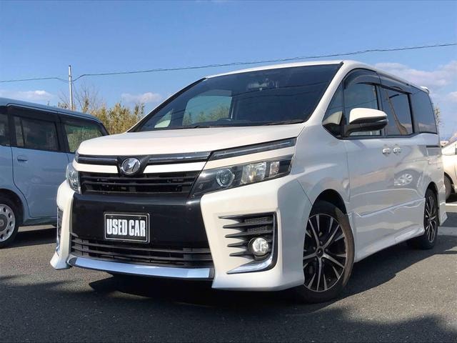 Toyota VOXY 2014 — фото автомобиля 1