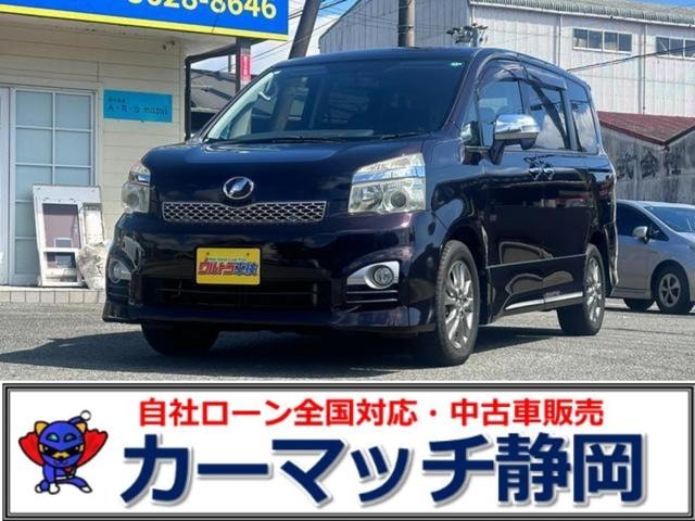 Toyota VOXY 2013 — фото автомобиля