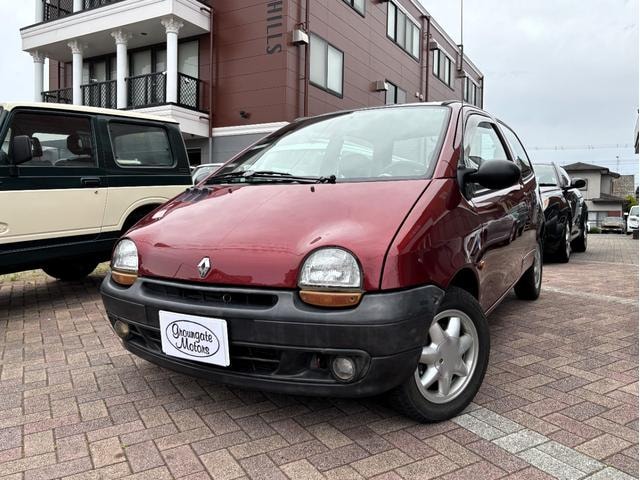 Renault TWINGO 1996 — фото автомобиля 1