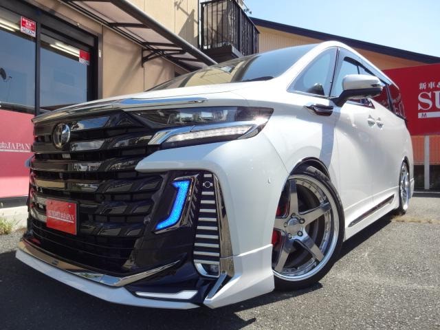 Toyota VELLFIRE HYBRID 2025 — фото автомобиля