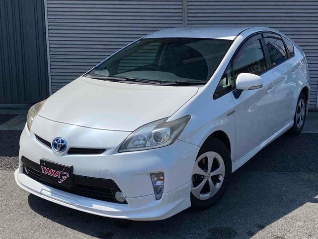 Toyota PRIUS 2014 — фото автомобиля 1