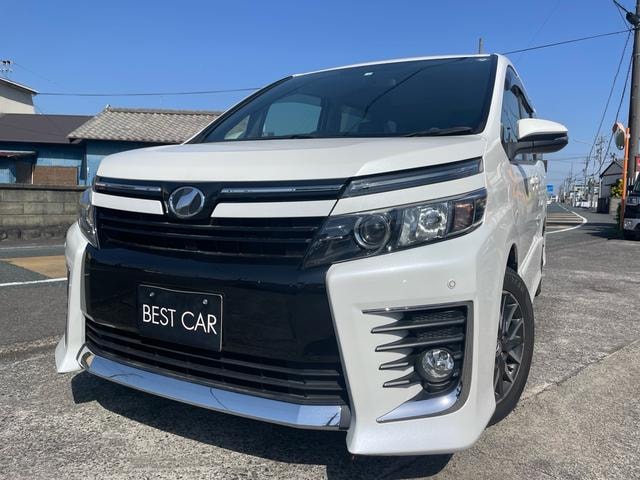 Toyota VOXY 2014 — фото автомобиля 1