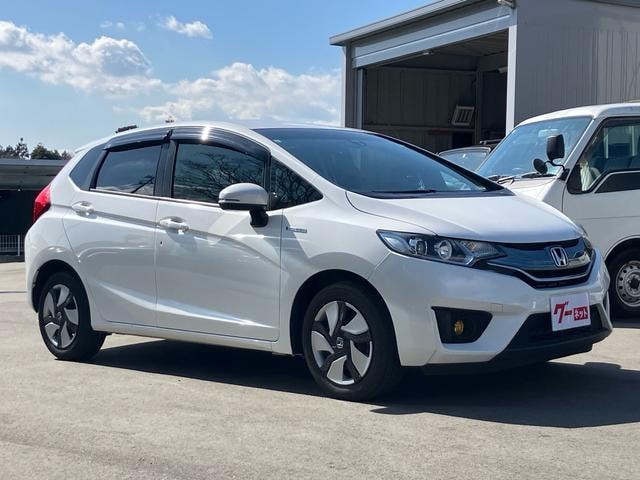 Honda FIT HYBRID 2015 — фото автомобиля