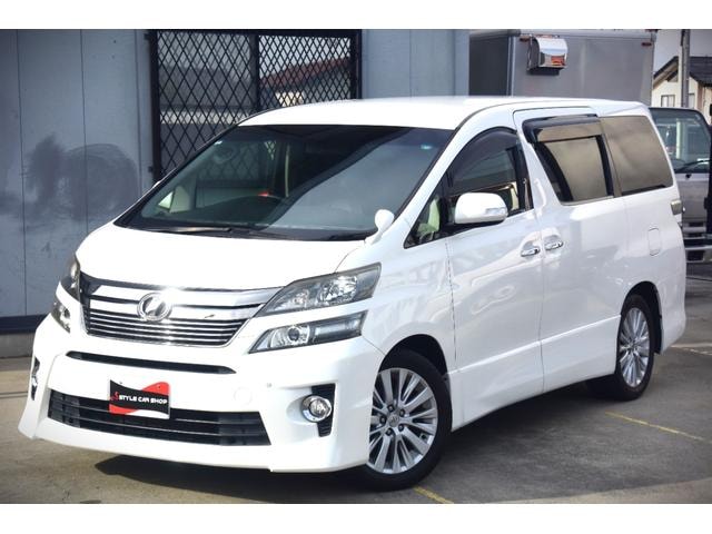 Toyota VELLFIRE 2013 — фото автомобиля 1