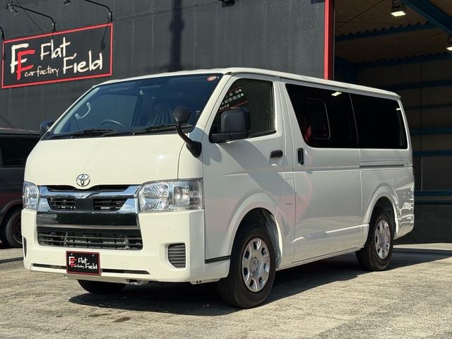 Toyota HIACE VAN 2025 — фото автомобиля 1