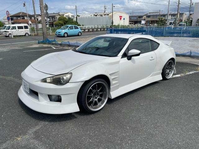 Subaru BRZ 2013 — фото автомобиля 1