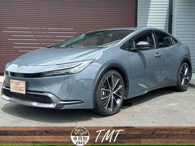 Toyota PRIUS 2023 — фото автомобиля 1