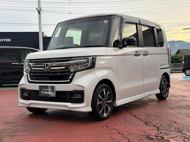Honda N-BOX CUSTOM 2023 — фото автомобиля 1