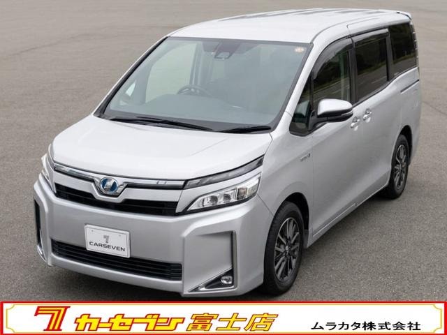 Toyota VOXY 2018 — фото автомобиля 1