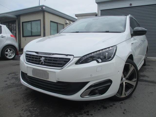 Peugeot 308 2015 — фото автомобиля 1