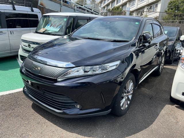 Toyota HARRIER 2018 — фото автомобиля 1