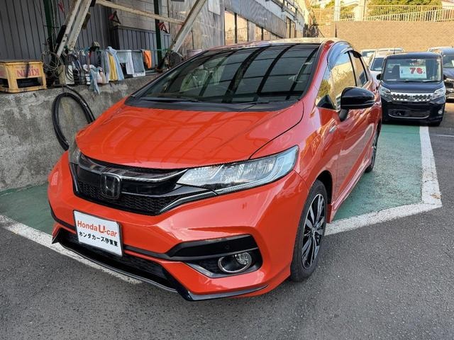Honda FIT HYBRID 2018 — фото автомобиля