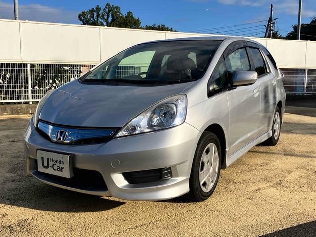 Honda FIT SHUTTLE HYBRID 2012 — фото автомобиля