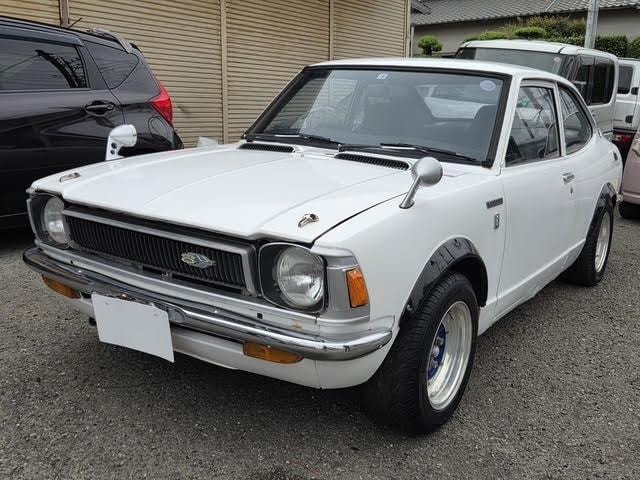 Toyota COROLLA 1972 — фото автомобиля 1