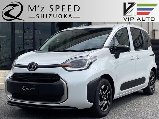 Toyota SIENTA 2026 — фото автомобиля