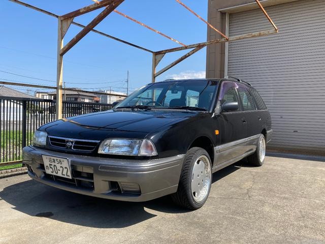 Nissan AVENIR SALUT 1995 — фото автомобиля