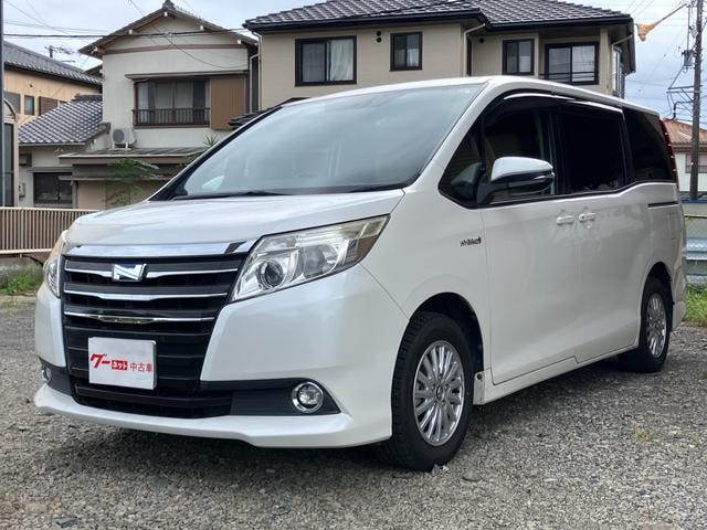 Toyota NOAH 2014 — фото автомобиля