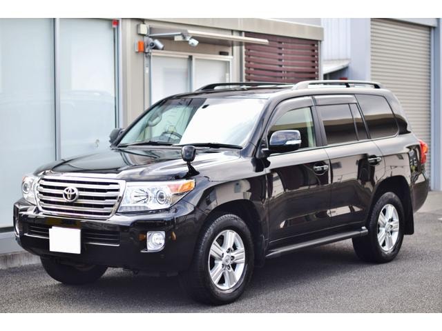 Toyota LAND CRUISER 2014 — фото автомобиля 1