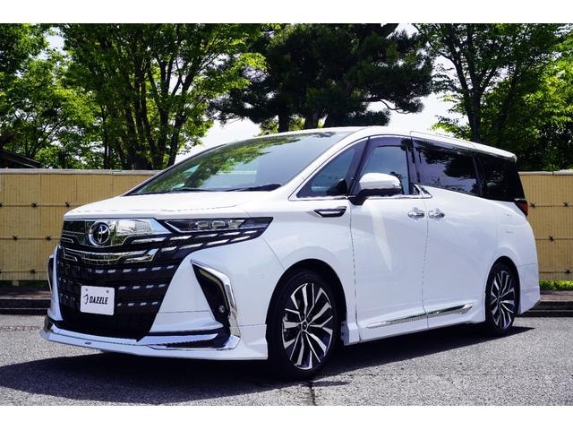 Toyota ALPHARD HYBRID 2025 — фото автомобиля