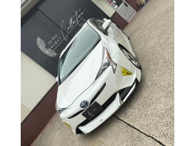 Toyota PRIUS 2016 — фото автомобиля 1