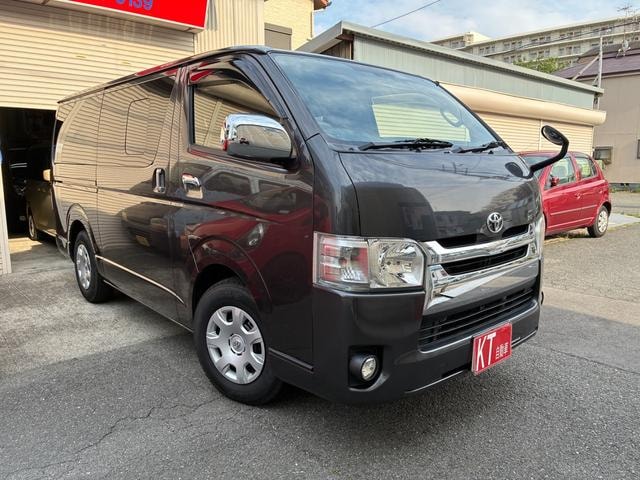 Toyota HIACE VAN 2016 — фото автомобиля 1