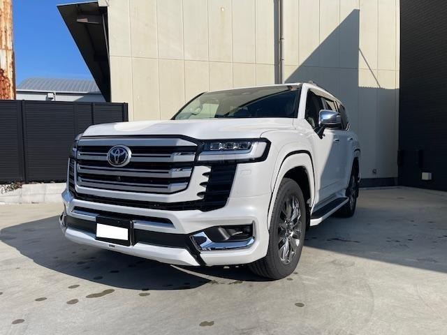 Toyota LAND CRUISER 2025 — фото автомобиля