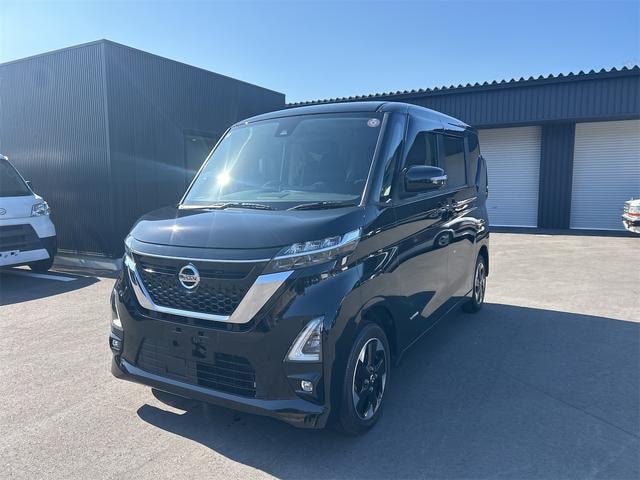 Nissan ROOX 2020 — фото автомобиля