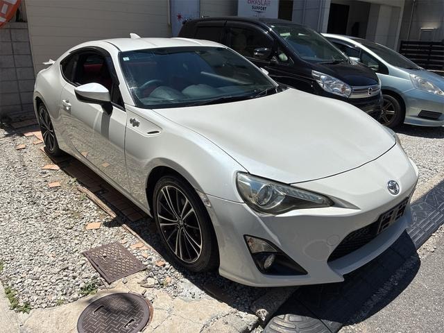 Toyota 86 2013 — фото автомобиля 1