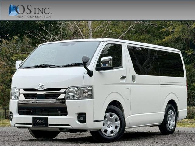 Toyota HIACE VAN 2025 — фото автомобиля 1