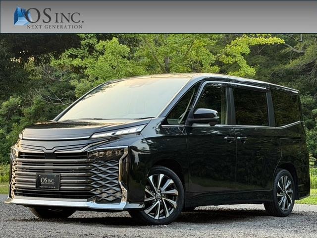 Toyota VOXY 2024 — фото автомобиля 1
